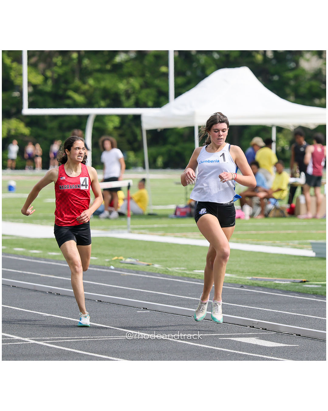 Charli McCue, Cumberland, 12 - Karuna Lohmann, Narragansett High School, 12 - 2026 RI Outdoor Track and Field State Championships - Brown Stadium - Providence, Rhode Island - June 06, 2026 File: ./dir-800m/260606-2026-RI-Outdoor-Track-And-Field-State-Championships-Brown-706-296A0546.jpg Charli McCue, Cumberland, 12 - Karuna Lohmann, Narragansett High School, 12 - 2026 RI Outdoor Track and Field State Championships - Brown S…