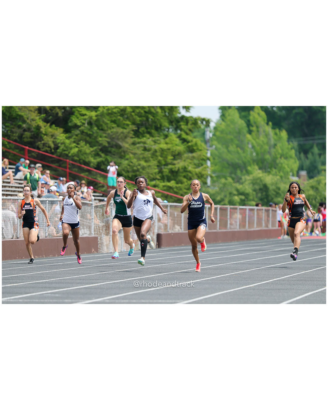 Zariyah Brown, Hope High School, 12 - Kendra Satine, Moses Brown School, 12 - Jailynn Huffman, West Warwick High School, 12 - Eliany Silva, Hope High School, 11 - Lidia Taber, Chariho Regional High School, 12 - Gina Mattera, West Warwick High School, 10 - 2026 RI Outdoor Track and Field Championships - Brown Stadium - Providence, Rhode Island - June 06, 2026 File: ./dir-Dash/260606-2026-RI-Outdoor-Track-And-Field-State-Championships-Brown-486-296A9189.jpg Zariyah Brown, Hope High School, 12 - Kendra Satine, Moses Brown School, 12 - Jailynn Huffman, West Warwick High School, 12 - Eliany Silva,…