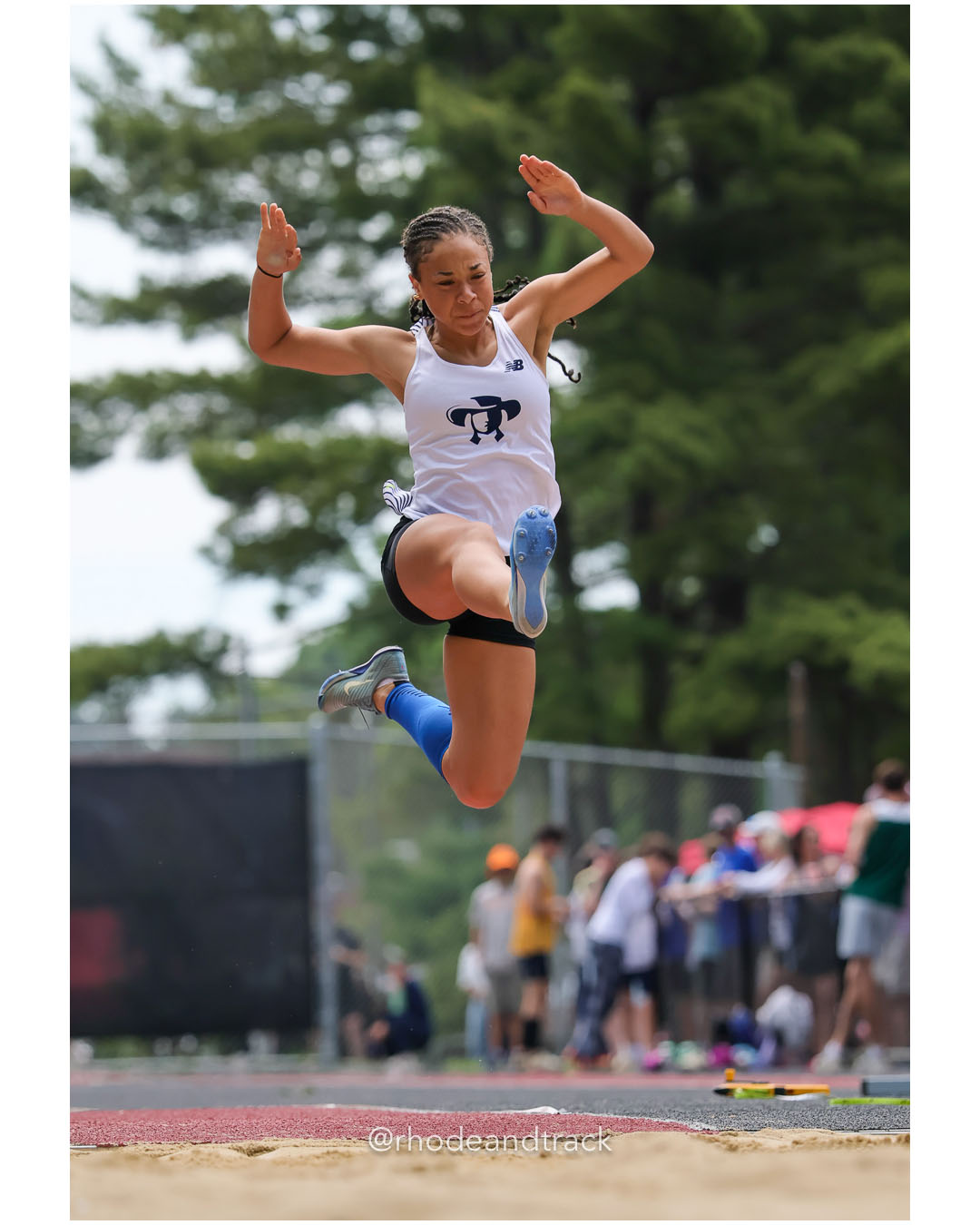 Kendra Satine, Moses Brown School, 12 - 2026 RI Outdoor Track and Field Championships - Brown Stadium - Providence, Rhode Island - June 06, 2026 File: ./dir-Girls-Long-Jump/260606-2026-RI-Outdoor-Track-And-Field-State-Championships-Brown-64-296A0226.jpg Kendra Satine, Moses Brown School, 12 - 2026 RI Outdoor Track and Field Championships - Brown Stadium - Providence, Rhode Island - June 06,…