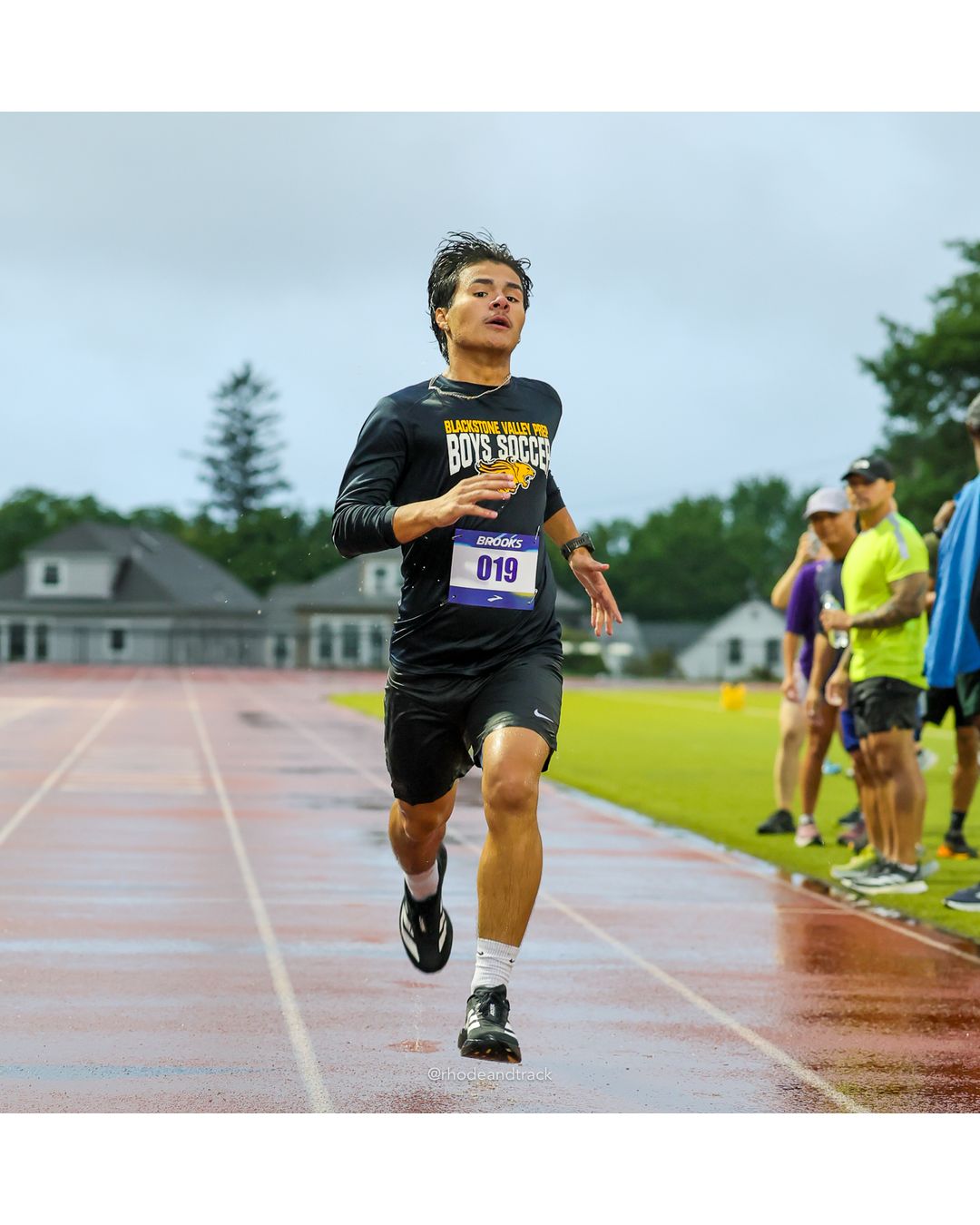 Fundati Speed Night - Providence College - Providence, Rhode Island - July 30, 2026 File: ./260730-260730-fundati-speed-night-providence-263-296A8572.jpg Fundati Speed Night - Providence College - Providence, Rhode Island - July 30, 2026 – Fundati Speed Night — 4x400m Relays – Jul 30, 2026 –…