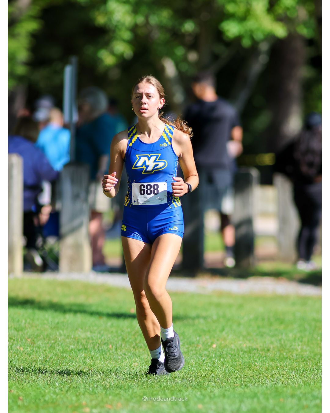 #688 Audrey Parente, North Providence High School, 5k Run - Girls (Roy), P53, 27:12.08 - 2026 Injury Fund Carnival XC - Deerfield Park - Greenville, Rhode Island - September 05, 2026 File: ./dir-2-5k_Run-Girls-Roy/260905-2026-injury-fund-xc-deerfield-park-216-8P0A0129.jpg #688 Audrey Parente, North Providence High School, 5k Run - Girls (Roy), P53, 27:12.08 - 2026 Injury Fund Carnival XC - Deerfield Park - Gr…