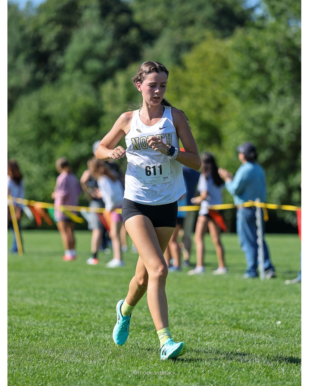 #611 Ruby Galle, North Kingstown High School, 5k Run - Girls (Roy), P14, 21:54.70 - #611 Ruby Galle, North Kingstown High School, 5k Run - Girls (Roy), P14, 21:54.70 - 2026 Injury Fund Carnival XC - Deerfield Park - Greenville, Rhode Island - September 05, 2026 File: ./dir-2-5k_Run-Girls-Roy/260905-2026-injury-fund-xc-deerfield-park-233-398A5727.jpg #611 Ruby Galle, North Kingstown High School, 5k Run - Girls (Roy), P14, 21:54.70 - #611 Ruby Galle, North Kingstown High School, 5k Run -…