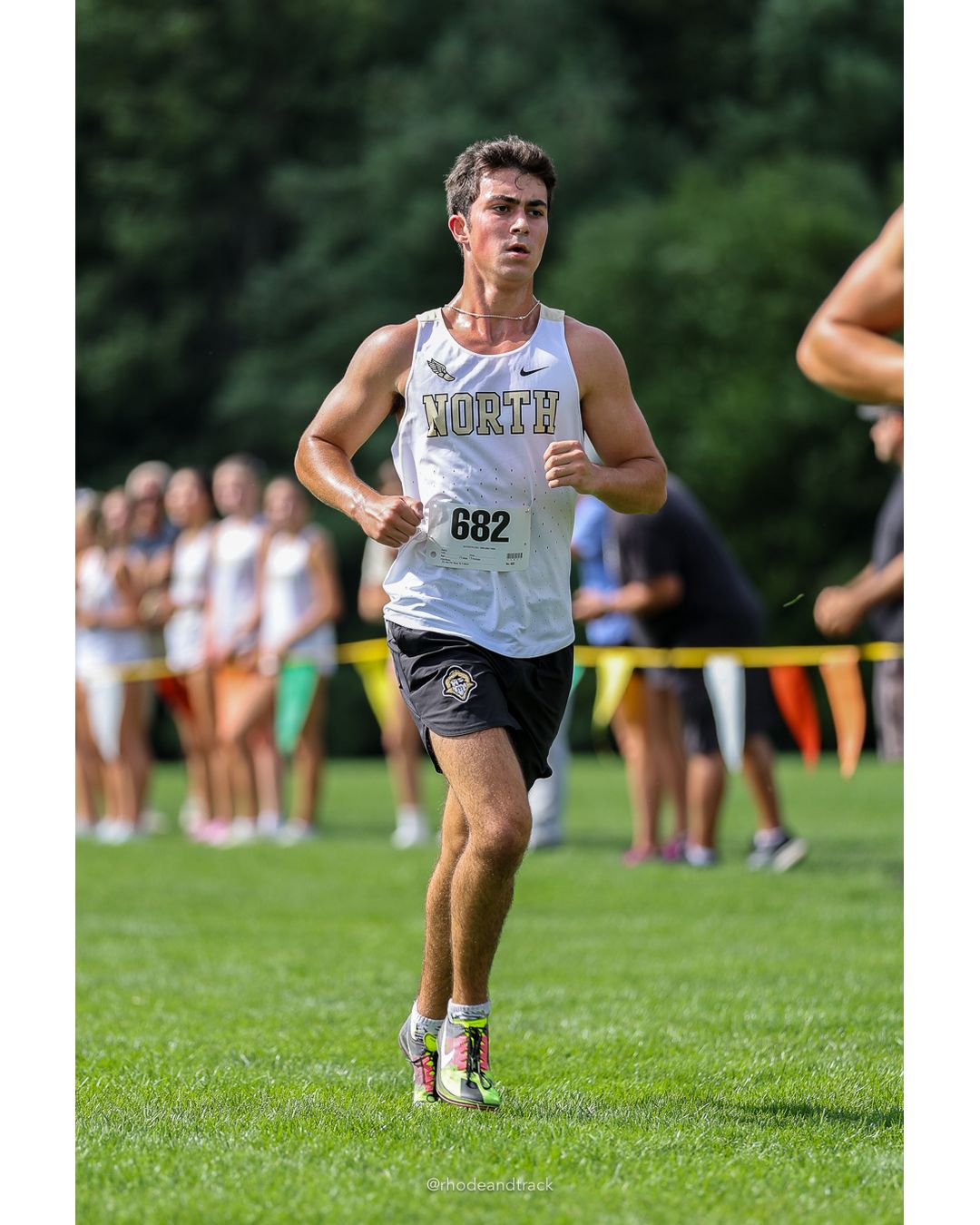#682 Jagger Viens, North Kingstown High School, 5k Run - Boys (K Johnston), P38, 19:21.69 - #682 Jagger Viens, North Kingstown High School, 5k Run - Boys (K Johnston), P38, 19:21.69 - 2026 Injury Fund Carnival XC - Deerfield Park - Greenville, Rhode Island - September 05, 2026 File: ./dir-3-5k_Run-Boys-K_Johnston/260905-2026-injury-fund-xc-deerfield-park-427-398A8447.jpg #682 Jagger Viens, North Kingstown High School, 5k Run - Boys (K Johnston), P38, 19:21.69 - #682 Jagger Viens, North Kingstown High School,…