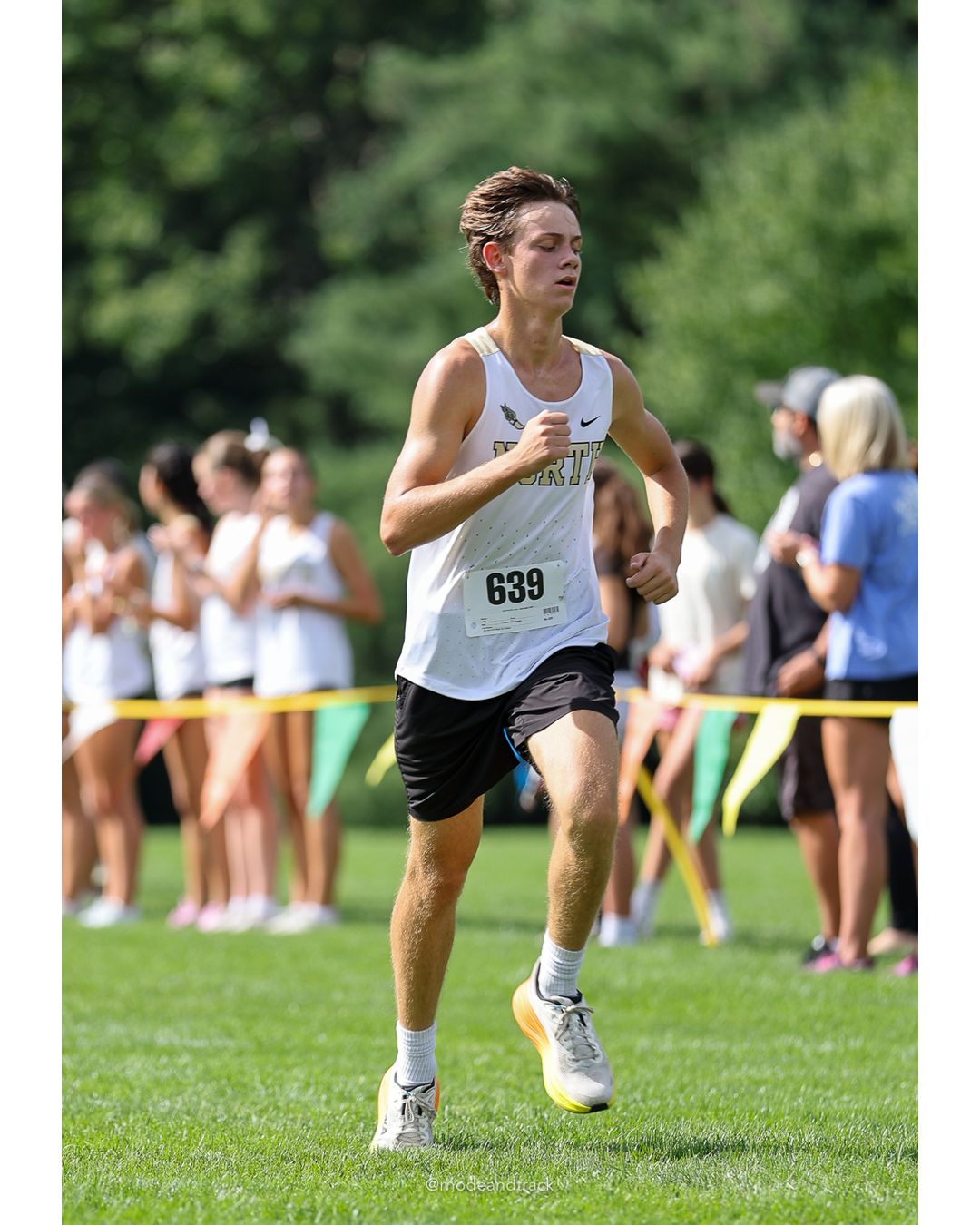 #639 Joseph Costa, North Kingstown High School, 5k Run - Boys (K Johnston), P53, 20:11.45 - #639 Joseph Costa, North Kingstown High School, 5k Run - Boys (K Johnston), P53, 20:11.45 - 2026 Injury Fund Carnival XC - Deerfield Park - Greenville, Rhode Island - September 05, 2026 File: ./dir-3-5k_Run-Boys-K_Johnston/260905-2026-injury-fund-xc-deerfield-park-443-398A8638.jpg #639 Joseph Costa, North Kingstown High School, 5k Run - Boys (K Johnston), P53, 20:11.45 - #639 Joseph Costa, North Kingstown High School,…