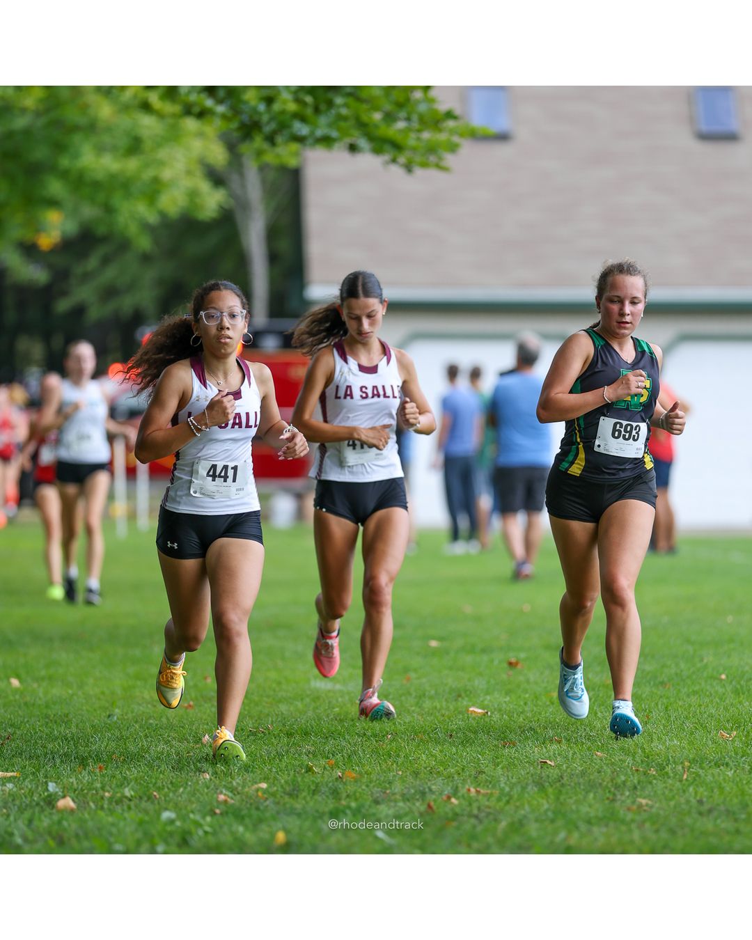 #693 Brielle Baillargeon, North Smithfield High School, 5k Run - Girls (Hindley), P18, 23:22.27; #441 Karla Vargas, La Salle Academy, 5k Run - Girls (Hindley), P9, 21:42.64 - #441 Karla Vargas, La Salle Academy, 5k Run - Girls (Hindley), P9, 21:42.64 - 2026 Injury Fund Carnival XC - Deerfield Park - Greenville, Rhode Island - September 05, 2026 File: ./dir-4-5k_Run-Girls-Hindley/260905-2026-injury-fund-xc-deerfield-park-576-398A0553.jpg #693 Brielle Baillargeon, North Smithfield High School, 5k Run - Girls (Hindley), P18, 23:22.27; #441 Karla Vargas, La Salle Academy, 5k Ru…