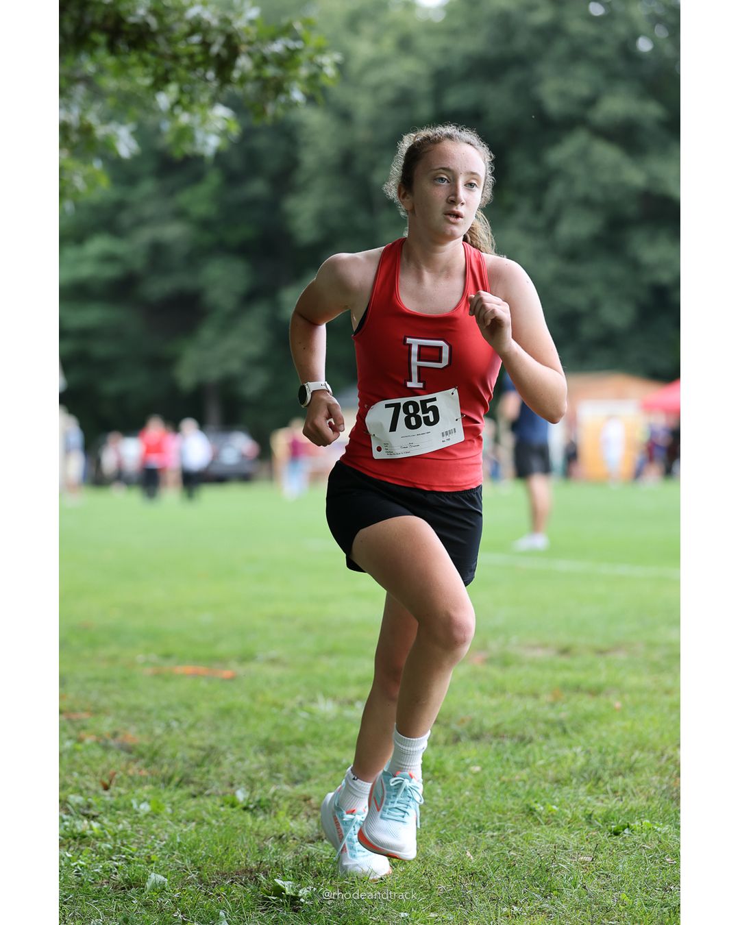 #785 Emily Perry, Portsmouth High School, 5k Run - Girls (Hindley), P20, 23:48.57 - #785 Emily Perry, Portsmouth High School, 5k Run - Girls (Hindley), P20, 23:48.57 - 2026 Injury Fund Carnival XC - Deerfield Park - Greenville, Rhode Island - September 05, 2026 File: ./dir-4-5k_Run-Girls-Hindley/260905-2026-injury-fund-xc-deerfield-park-586-398A0718.jpg #785 Emily Perry, Portsmouth High School, 5k Run - Girls (Hindley), P20, 23:48.57 - #785 Emily Perry, Portsmouth High School, 5k Run - Girl…