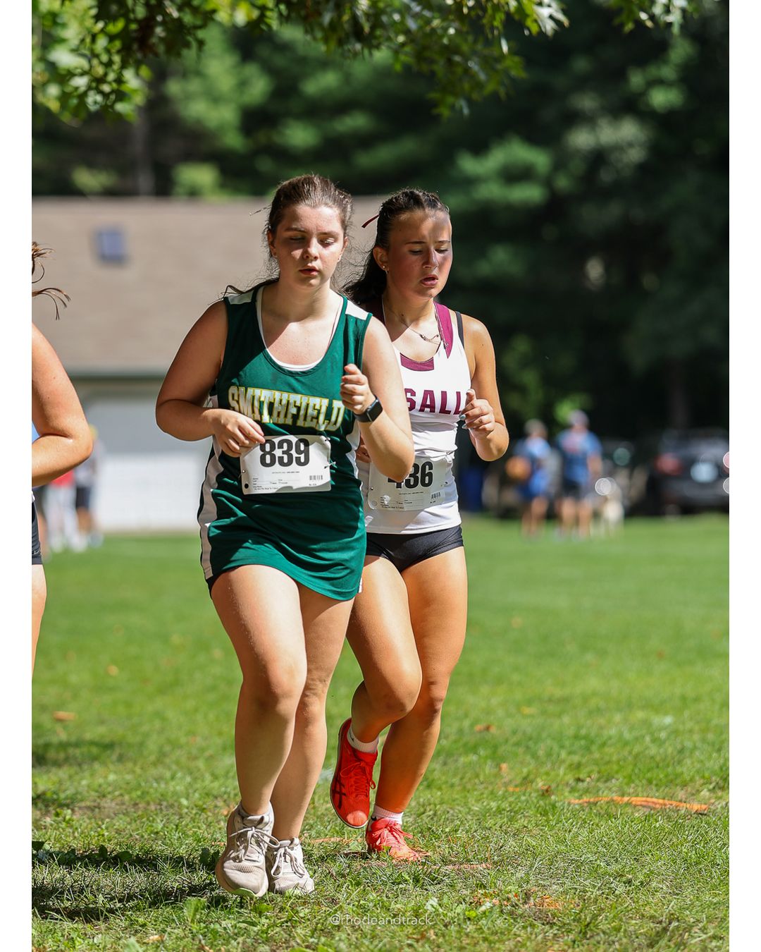 #839 Madison Burrows, Smithfield High School, 5k Run - Girls (Hindley), P39, 28:34.21; #36 Danny Gildea, Barrington High School - #839 Madison Burrows, Smithfield High School, 5k Run - Girls (Hindley), P39, 28:34.21 - 2026 Injury Fund Carnival XC - Deerfield Park - Greenville, Rhode Island - September 05, 2026 File: ./dir-4-5k_Run-Girls-Hindley/260905-2026-injury-fund-xc-deerfield-park-602-398A0964.jpg #839 Madison Burrows, Smithfield High School, 5k Run - Girls (Hindley), P39, 28:34.21; #36 Danny Gildea, Barrington High School - #839 Madi…
