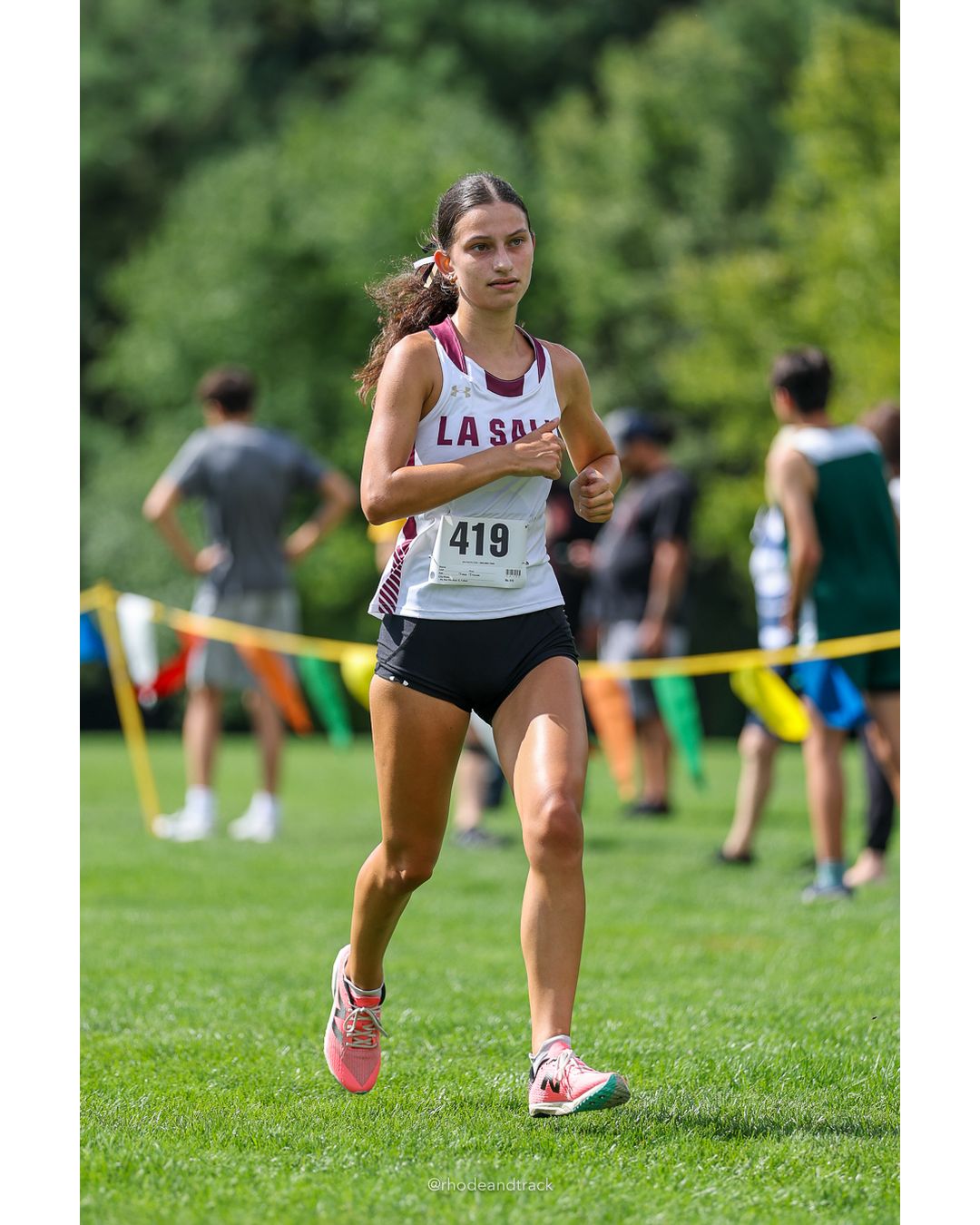 #419 Samantha Brightman, La Salle Academy, 5k Run - Girls (Hindley), P11, 22:12.11 - #419 Samantha Brightman, La Salle Academy, 5k Run - Girls (Hindley), P11, 22:12.11 - 2026 Injury Fund Carnival XC - Deerfield Park - Greenville, Rhode Island - September 05, 2026 File: ./dir-4-5k_Run-Girls-Hindley/260905-2026-injury-fund-xc-deerfield-park-628-398A1556.jpg #419 Samantha Brightman, La Salle Academy, 5k Run - Girls (Hindley), P11, 22:12.11 - #419 Samantha Brightman, La Salle Academy, 5k Run - Gi…