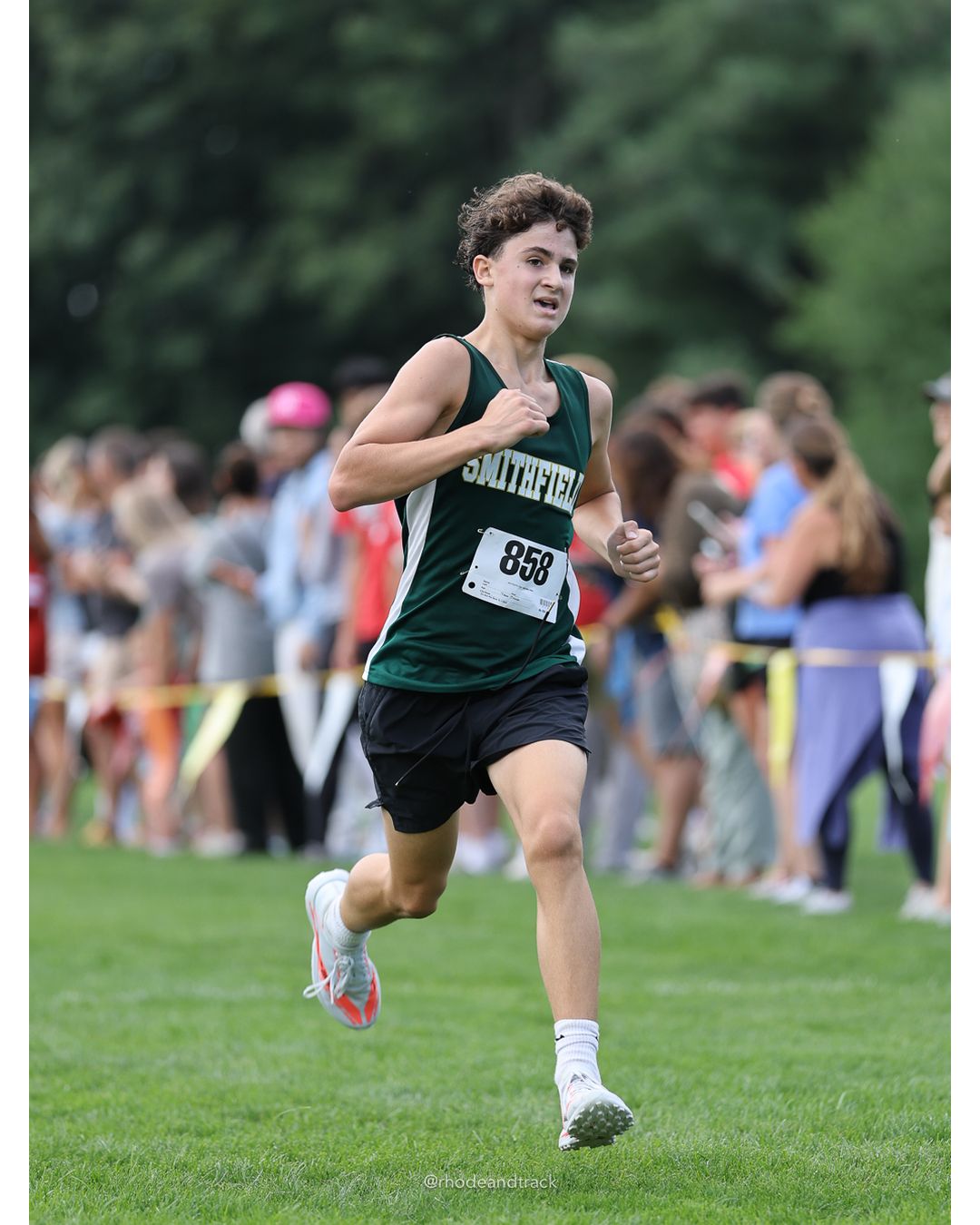 #858 Colin Smith, Smithfield High School, 4k Run - Boys (Dwyer), P2, 15:08.33 - #858 Colin Smith, Smithfield High School, 4k Run - Boys (Dwyer), P2, 15:08.33 - 2026 Injury Fund Carnival XC - Deerfield Park - Greenville, Rhode Island - September 05, 2026 File: ./dir-5-4k_Run-Boys-Dwyer/260905-2026-injury-fund-xc-deerfield-park-798-398A3714.jpg #858 Colin Smith, Smithfield High School, 4k Run - Boys (Dwyer), P2, 15:08.33 - #858 Colin Smith, Smithfield High School, 4k Run - Boys (Dw…