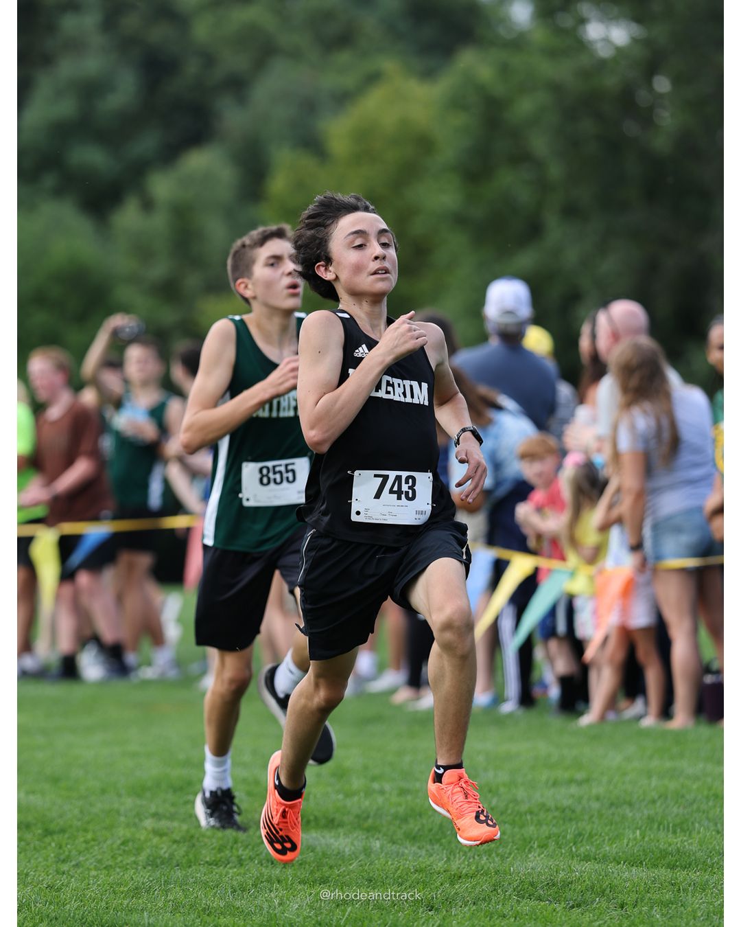 #855 Nathan Memoli, Smithfield High School, 4k Run - Boys (Dwyer), P23, 16:52.58 - #743 Max Parent, Pilgrim High School, 4k Run - Boys (Dwyer), P22, 16:51.82; #855 Nathan Memoli, Smithfield High School, 4k Run - Boys (Dwyer), P23, 16:52.58 - 2026 Injury Fund Carnival XC - Deerfield Park - Greenville, Rhode Island - September 05, 2026 File: ./dir-5-4k_Run-Boys-Dwyer/260905-2026-injury-fund-xc-deerfield-park-817-398A4003.jpg #855 Nathan Memoli, Smithfield High School, 4k Run - Boys (Dwyer), P23, 16:52.58 - #743 Max Parent, Pilgrim High School, 4k Run - Boys (Dwy…