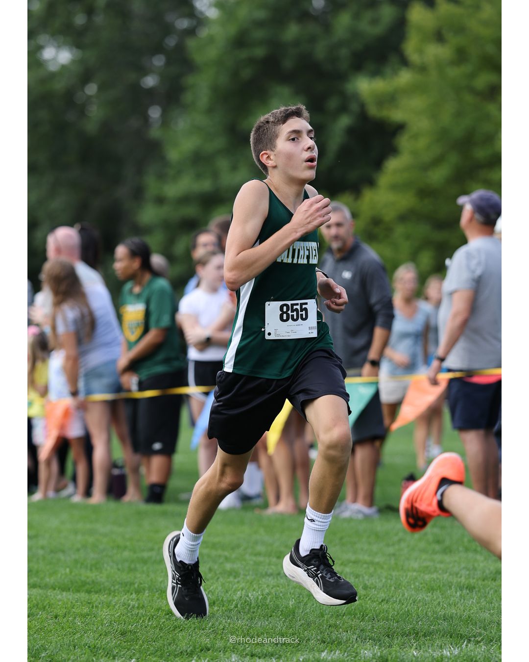 #855 Nathan Memoli, Smithfield High School, 4k Run - Boys (Dwyer), P23, 16:52.58 - #855 Nathan Memoli, Smithfield High School, 4k Run - Boys (Dwyer), P23, 16:52.58 - 2026 Injury Fund Carnival XC - Deerfield Park - Greenville, Rhode Island - September 05, 2026 File: ./dir-5-4k_Run-Boys-Dwyer/260905-2026-injury-fund-xc-deerfield-park-818-398A4014.jpg #855 Nathan Memoli, Smithfield High School, 4k Run - Boys (Dwyer), P23, 16:52.58 - #855 Nathan Memoli, Smithfield High School, 4k Run - Boy…