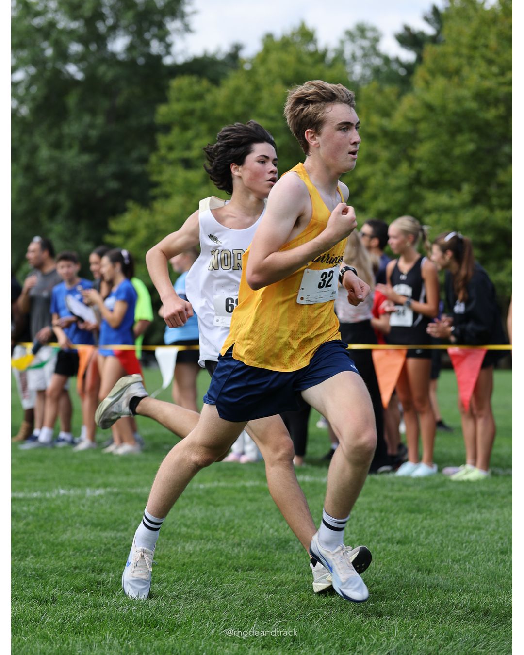 #32 Brady Duenow, Barrington High School, 4k Run - Boys (Dwyer), P31, 17:28.69 - 2026 Injury Fund Carnival XC - Deerfield Park - Greenville, Rhode Island - September 05, 2026 File: ./dir-5-4k_Run-Boys-Dwyer/260905-2026-injury-fund-xc-deerfield-park-827-398A4125.jpg #32 Brady Duenow, Barrington High School, 4k Run - Boys (Dwyer), P31, 17:28.69 - 2026 Injury Fund Carnival XC - Deerfield Park - Greenville…