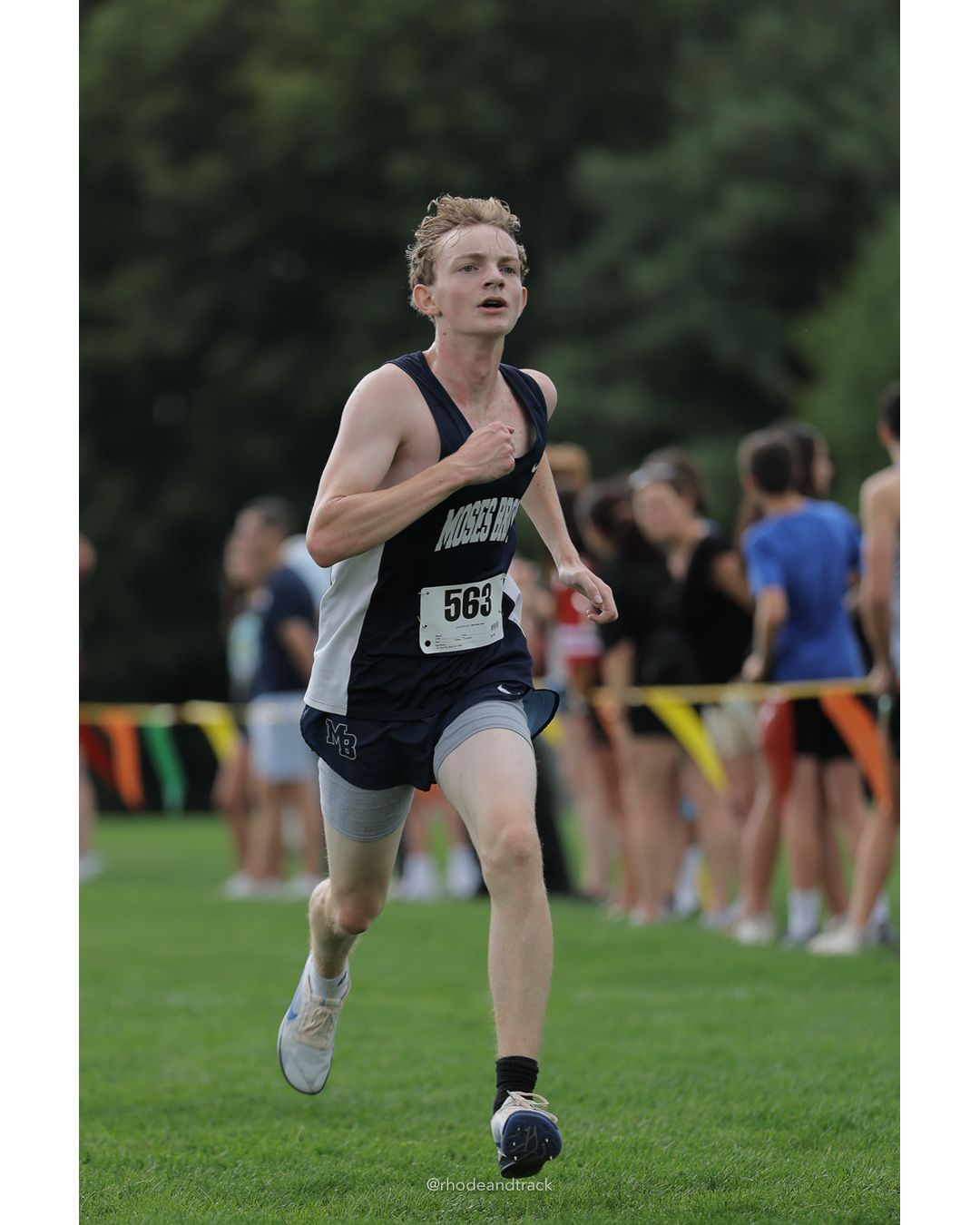 #563 Eli Shepherd, Moses Brown School, 5k Run - Boys (Myers), P38, 19:57.40 - 2026 Injury Fund Carnival XC - Deerfield Park - Greenville, Rhode Island - September 05, 2026 File: ./dir-7-5k_Run-Boys-Myers/260905-2026-injury-fund-xc-deerfield-park-1209-398A9709.jpg #563 Eli Shepherd, Moses Brown School, 5k Run - Boys (Myers), P38, 19:57.40 - 2026 Injury Fund Carnival XC - Deerfield Park - Greenville, R…
