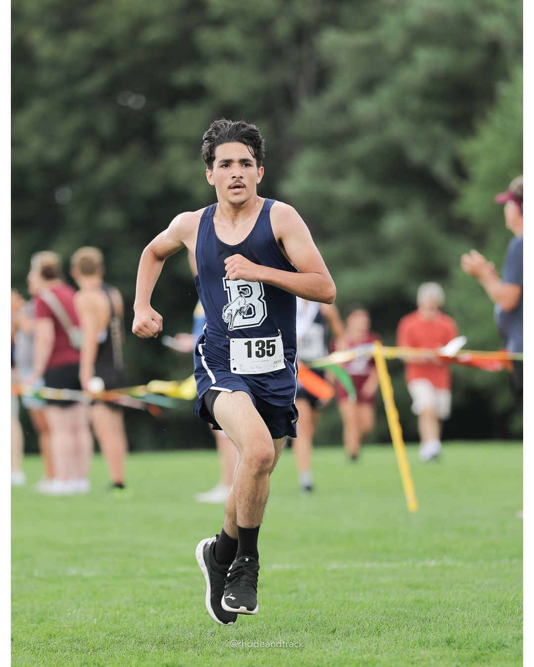 #135 Liam Nugent, Burrillville High School, 5k Run - Boys (Myers), P80, 22:18.68 - #135 Liam Nugent, Burrillville High School, 5k Run - Boys (Myers), P80, 22:18.68 - 2026 Injury Fund Carnival XC - Deerfield Park - Greenville, Rhode Island - September 05, 2026 File: ./dir-7-5k_Run-Boys-Myers/260905-2026-injury-fund-xc-deerfield-park-1246-398A0408.jpg #135 Liam Nugent, Burrillville High School, 5k Run - Boys (Myers), P80, 22:18.68 - #135 Liam Nugent, Burrillville High School, 5k Run - Boy…