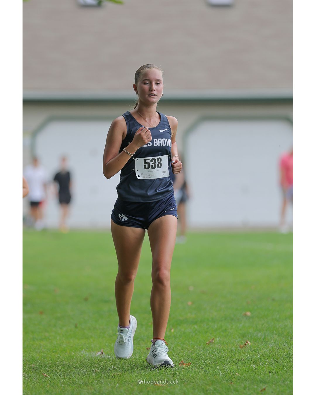 #533 Lola Baill, Moses Brown School, 5k Run - Girls (Caswell), P16, 22:58.66 - #533 Lola Baill, Moses Brown School, 5k Run - Girls (Caswell), P16, 22:58.66 - 2026 Injury Fund Carnival XC - Deerfield Park - Greenville, Rhode Island - September 05, 2026 File: ./dir-8-5k_Run-Girls-Caswell/260905-2026-injury-fund-xc-deerfield-park-1346-398A1567.jpg #533 Lola Baill, Moses Brown School, 5k Run - Girls (Caswell), P16, 22:58.66 - #533 Lola Baill, Moses Brown School, 5k Run - Girls (Caswell…