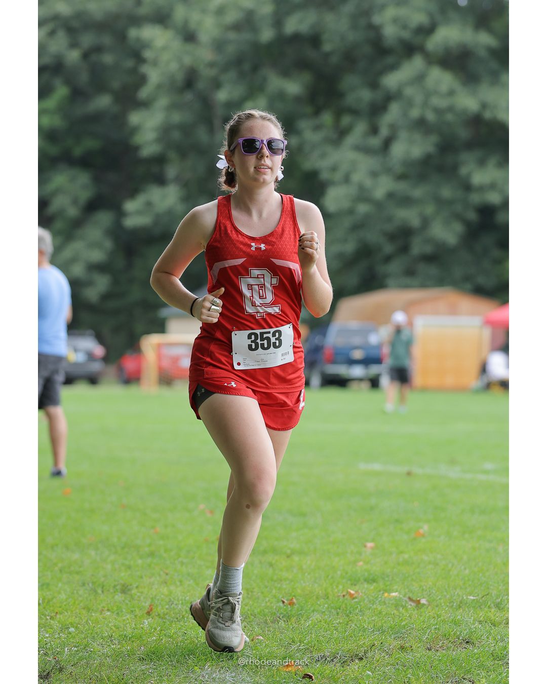 #353 Abigail Beatrice, East Providence High School, 5k Run - Girls (Caswell), P26, 24:24.45 - #353 Abigail Beatrice, East Providence High School, 5k Run - Girls (Caswell), P26, 24:24.45 - 2026 Injury Fund Carnival XC - Deerfield Park - Greenville, Rhode Island - September 05, 2026 File: ./dir-8-5k_Run-Girls-Caswell/260905-2026-injury-fund-xc-deerfield-park-1362-398A1801.jpg #353 Abigail Beatrice, East Providence High School, 5k Run - Girls (Caswell), P26, 24:24.45 - #353 Abigail Beatrice, East Providence High S…