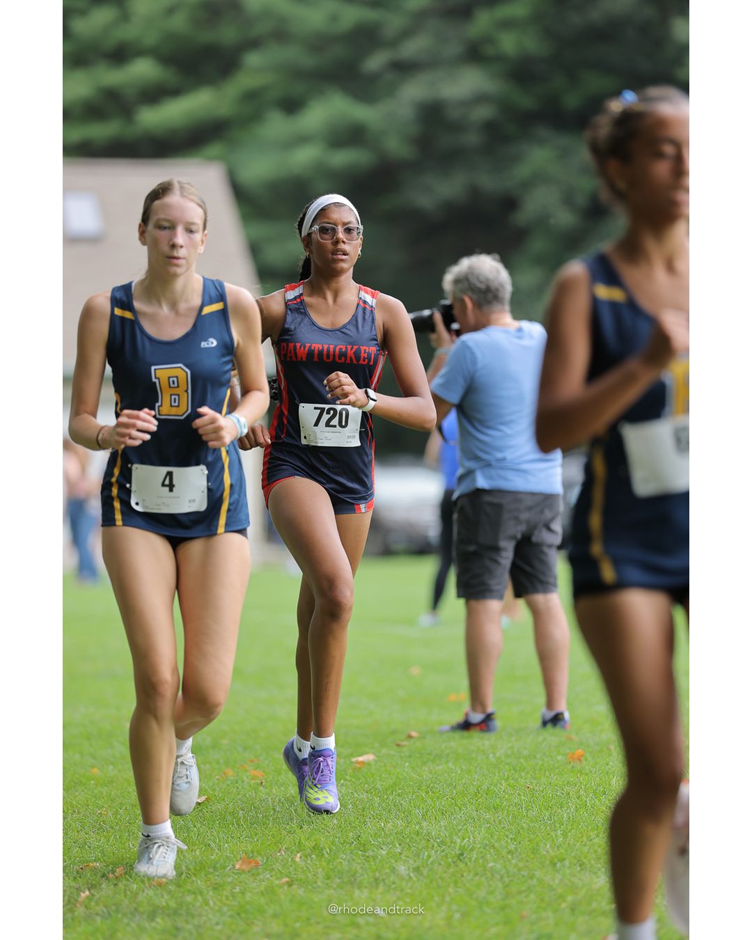 #720 Alina Duarte, Pawtucket Co-op, 5k Run - Girls (Caswell), P34, 25:42.16; #4 Sasha DiLorenzo, Barrington High School, 5k Run - Girls (Caswell), P37, 26:01.86 - #720 Alina Duarte, Pawtucket Co-op, 5k Run - Girls (Caswell), P34, 25:42.16; #4 Sasha DiLorenzo, Barrington High School, 5k Run - Girls (Caswell), P37, 26:01.86 - 2026 Injury Fund Carnival XC - Deerfield Park - Greenville, Rhode Island - September 05, 2026 File: ./dir-8-5k_Run-Girls-Caswell/260905-2026-injury-fund-xc-deerfield-park-1367-398A1853.jpg #720 Alina Duarte, Pawtucket Co-op, 5k Run - Girls (Caswell), P34, 25:42.16; #4 Sasha DiLorenzo, Barrington High School, 5k Run - Girls (Ca…