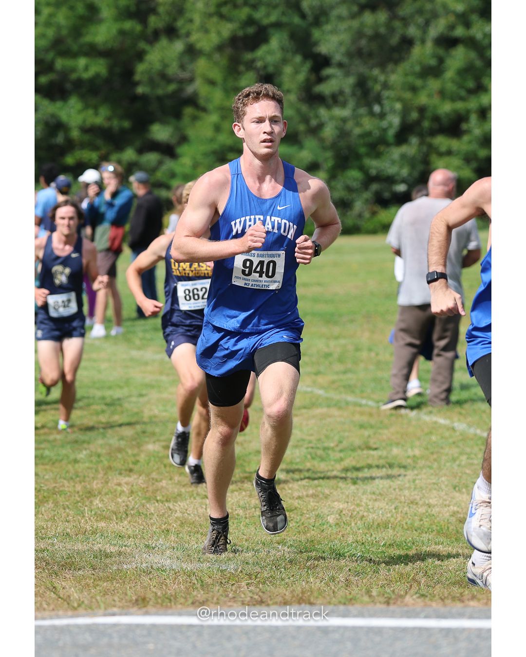 #940 Finn Morris, Wheaton (Mass.), 8k Run - Men (Gold-35:cap), P160, 28:06.34; #862 Zachary Shute, UMass Dartmouth, 8k Run - Men (Gold-35:cap), P134, 27:28.36 - 2026 UMass Dartmouth XC Invitational - UMass Dartmouth - Dartmouth, Massachusetts - September 19, 2026 File: ./260919-2026-UMass-Dartmouth-XC-Invitational-105-398A5520.jpg #940 Finn Morris, Wheaton (Mass.), 8k Run - Men (Gold-35:cap), P160, 28:06.34; #862 Zachary Shute, UMass Dartmouth, 8k Run - Men (Gold-35:c…