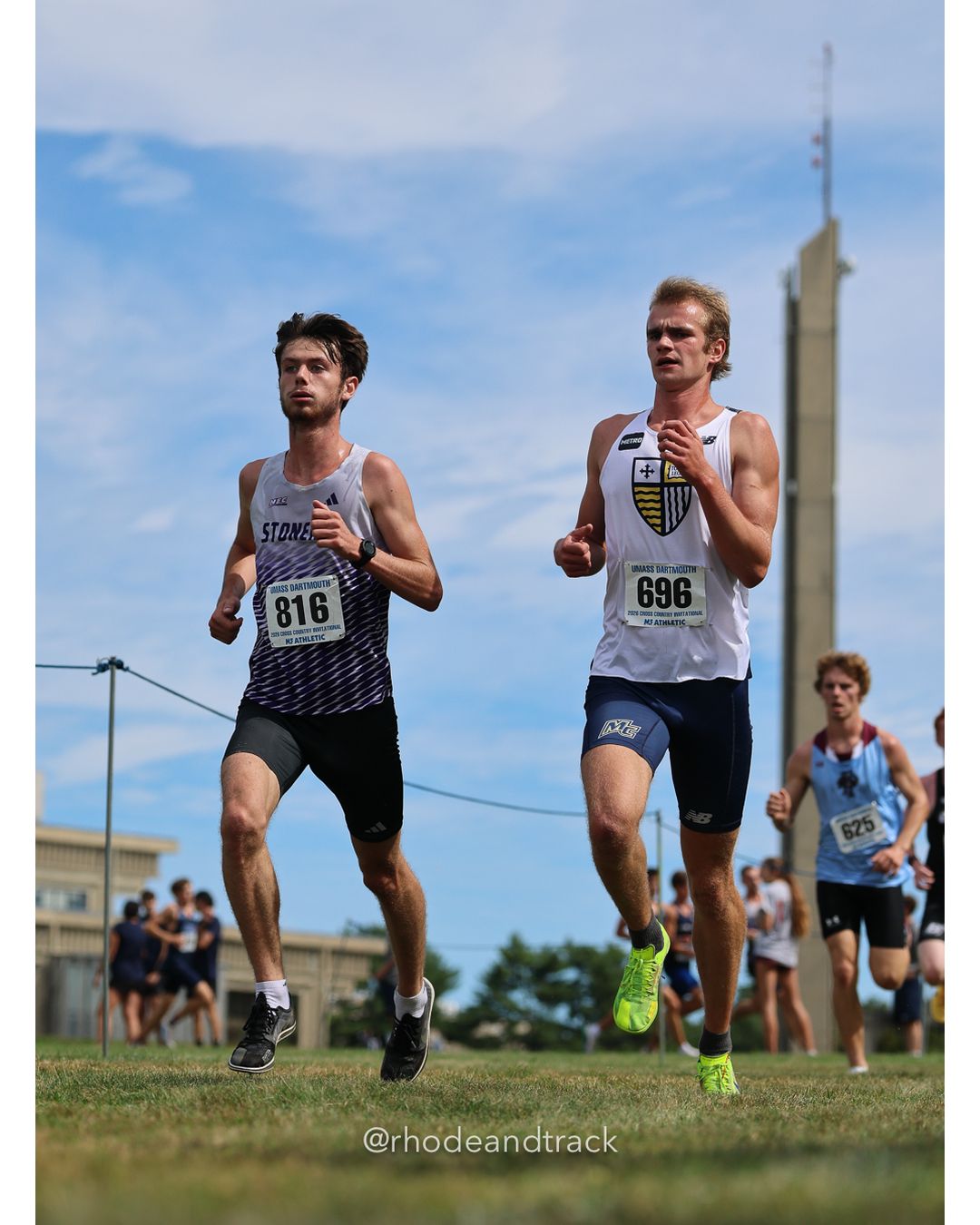 #816 Luke Allen, Stonehill, 8k Run - Men (Gold-35:cap), P24, 25:23.35; #696 Ben Rich, Merrimack, 8k Run - Men (Gold-35:cap), P33, 25:36.59 - 2026 UMass Dartmouth XC Invitational - UMass Dartmouth - Dartmouth, Massachusetts - September 19, 2026 File: ./260919-2026-UMass-Dartmouth-XC-Invitational-143-398A6230.jpg #816 Luke Allen, Stonehill, 8k Run - Men (Gold-35:cap), P24, 25:23.35; #696 Ben Rich, Merrimack, 8k Run - Men (Gold-35:cap), P33, 25:36.59…