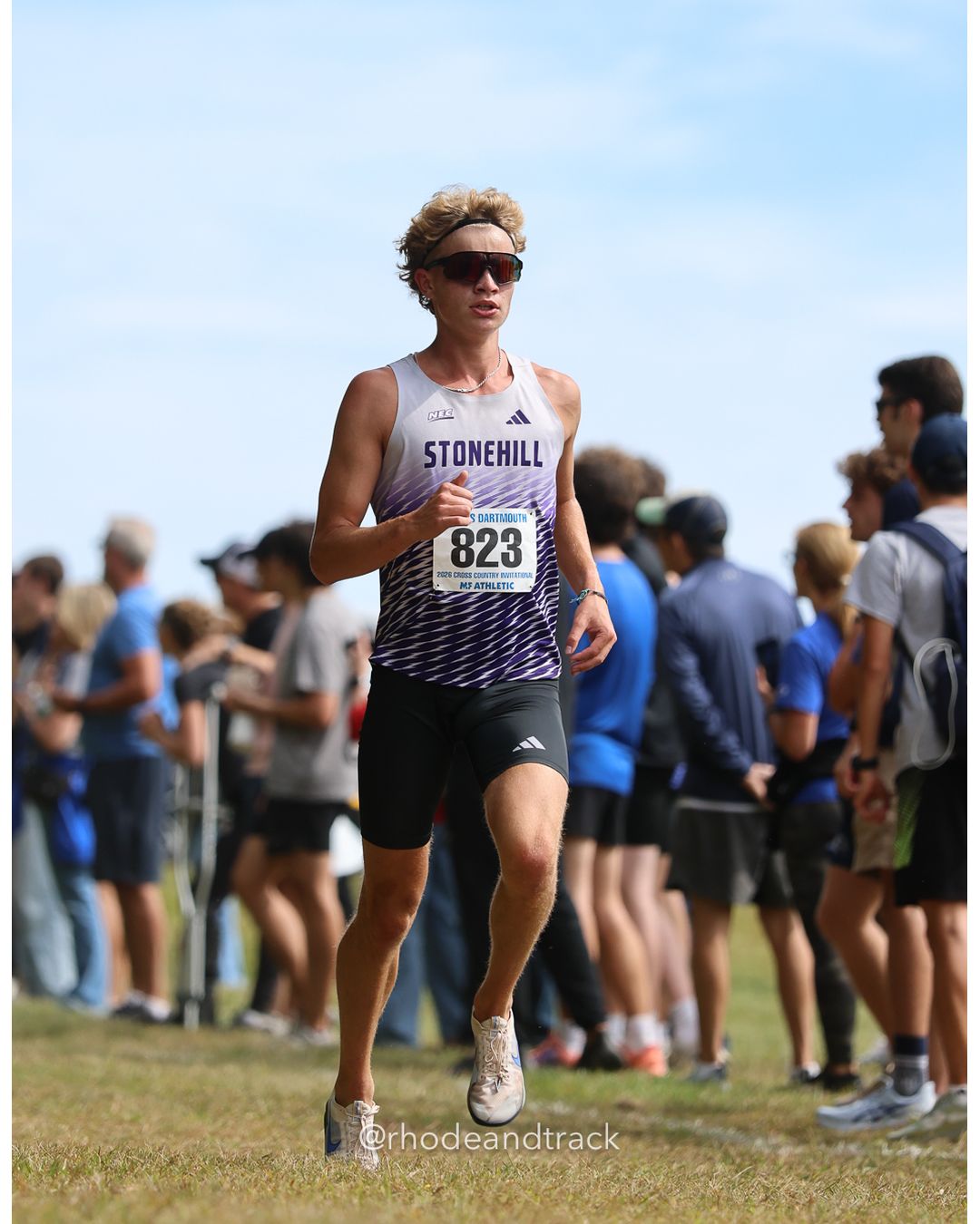 #823 Ethan Fadden, Stonehill, 8k Run - Men (Gold-35:cap), P20, 25:14.03 - 2026 UMass Dartmouth XC Invitational - UMass Dartmouth - Dartmouth, Massachusetts - September 19, 2026 File: ./260919-2026-UMass-Dartmouth-XC-Invitational-245-398A8096.jpg #823 Ethan Fadden, Stonehill, 8k Run - Men (Gold-35:cap), P20, 25:14.03 - 2026 UMass Dartmouth XC Invitational - UMass Dartmouth - Dartmout…