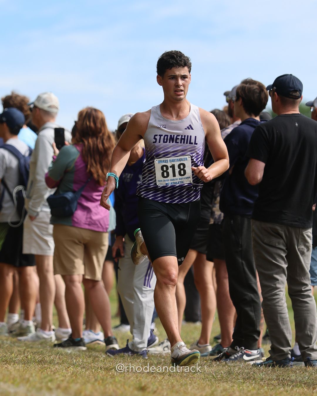 #818 Noah Brilliant, Stonehill, 8k Run - Men (Gold-35:cap), P46, 25:51.94 - 2026 UMass Dartmouth XC Invitational - UMass Dartmouth - Dartmouth, Massachusetts - September 19, 2026 File: ./260919-2026-UMass-Dartmouth-XC-Invitational-257-398A8414.jpg #818 Noah Brilliant, Stonehill, 8k Run - Men (Gold-35:cap), P46, 25:51.94 - 2026 UMass Dartmouth XC Invitational - UMass Dartmouth - Dartmo…