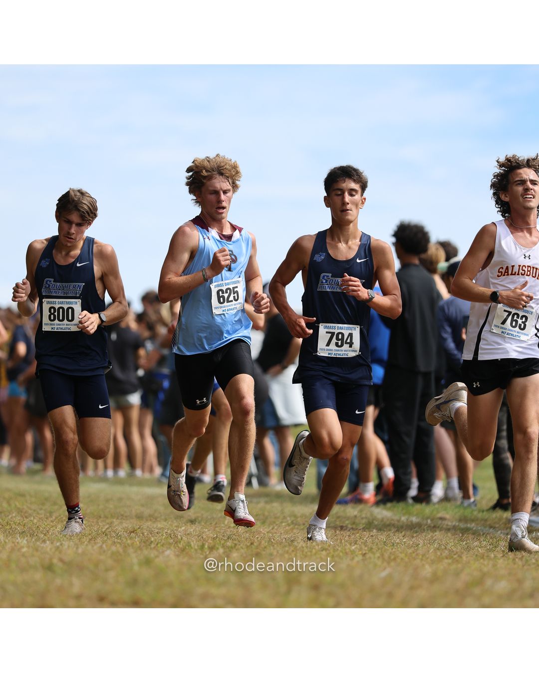 #763 Seth Barron, Salisbury, 8k Run - Men (Gold-35:cap), P65, 26:13.67; #794 Breckin Burke, So. Conn. St., 8k Run - Men (Gold-35:cap), P47, 25:53.36; #625 Sam Fortin, Franklin Pierce, 8k Run - Men (Gold-35:cap), P42, 25:49.10 - 2026 UMass Dartmouth XC Invitational - UMass Dartmouth - Dartmouth, Massachusetts - September 19, 2026 File: ./260919-2026-UMass-Dartmouth-XC-Invitational-262-398A8501.jpg #763 Seth Barron, Salisbury, 8k Run - Men (Gold-35:cap), P65, 26:13.67; #794 Breckin Burke, So. Conn. St., 8k Run - Men (Gold-35:cap), P47,…