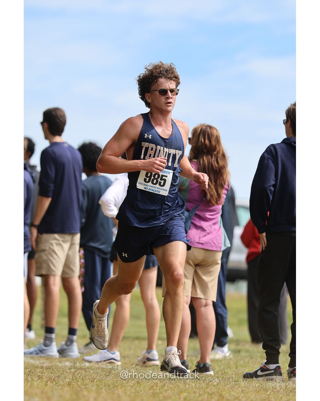 #985 Brendan Nolan, Trinity (Conn.), 8k Run - Men (Gold-35:cap), P133, 27:27.04 - 2026 UMass Dartmouth XC Invitational - UMass Dartmouth - Dartmouth, Massachusetts - September 19, 2026 File: ./260919-2026-UMass-Dartmouth-XC-Invitational-328-398A9588.jpg #985 Brendan Nolan, Trinity (Conn.), 8k Run - Men (Gold-35:cap), P133, 27:27.04 - 2026 UMass Dartmouth XC Invitational - UMass Dartmouth -…