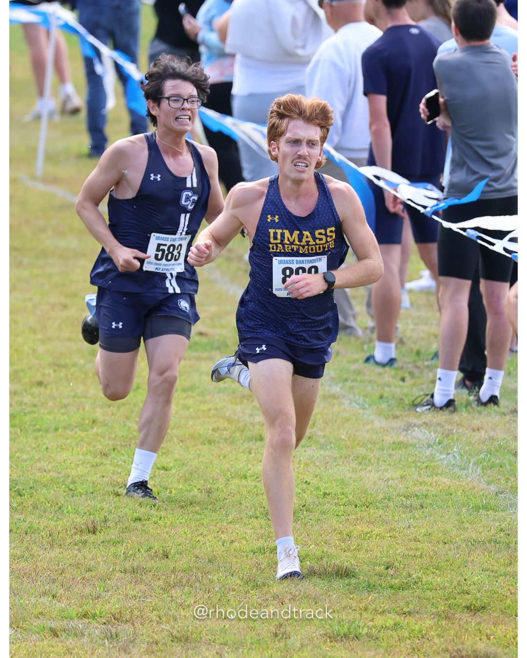 #588 Ryan Taylor, Connecticut College, 8k Run - Men (Navy-45:cap), P44, 27:27.60 - 2026 UMass Dartmouth XC Invitational - UMass Dartmouth - Dartmouth, Massachusetts - September 19, 2026 File: ./260919-2026-UMass-Dartmouth-XC-Invitational-428-398A1547.jpg #588 Ryan Taylor, Connecticut College, 8k Run - Men (Navy-45:cap), P44, 27:27.60 - 2026 UMass Dartmouth XC Invitational - UMass Dartmouth -…