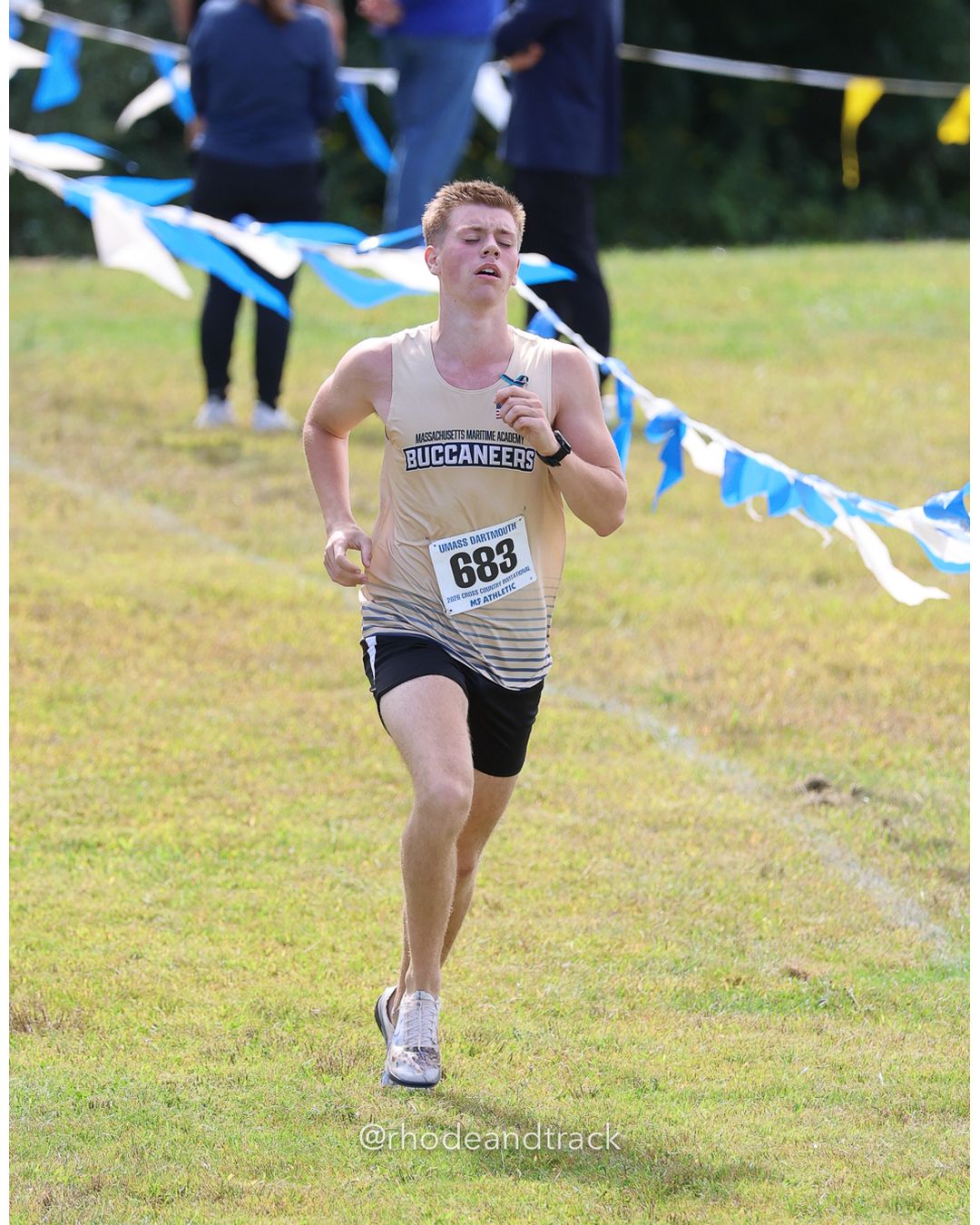 #683 Logan Nason, Mass. Maritime, 8k Run - Men (Gold-35:cap), P227, 32:01.11 - 2026 UMass Dartmouth XC Invitational - UMass Dartmouth - Dartmouth, Massachusetts - September 19, 2026 File: ./260919-2026-UMass-Dartmouth-XC-Invitational-526-398A3690.jpg #683 Logan Nason, Mass. Maritime, 8k Run - Men (Gold-35:cap), P227, 32:01.11 - 2026 UMass Dartmouth XC Invitational - UMass Dartmouth - Dar…