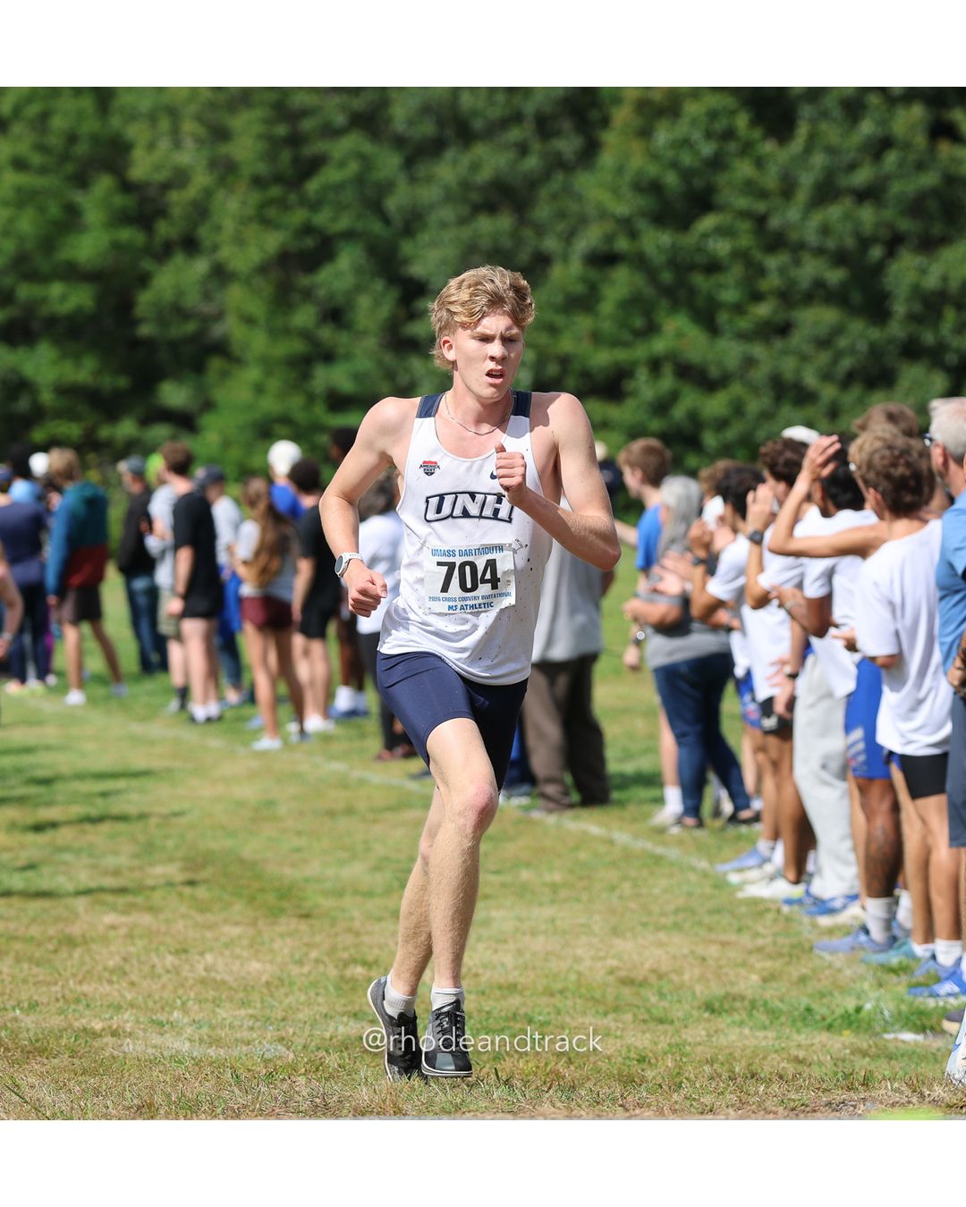 #704 Xavier Lemieux, New Hampshire, 8k Run - Men (Gold-35:cap), P63, 26:07.85 - 2026 UMass Dartmouth XC Invitational - UMass Dartmouth - Dartmouth, Massachusetts - September 19, 2026 File: ./260919-2026-UMass-Dartmouth-XC-Invitational-59-398A4679.jpg #704 Xavier Lemieux, New Hampshire, 8k Run - Men (Gold-35:cap), P63, 26:07.85 - 2026 UMass Dartmouth XC Invitational - UMass Dartmouth - Da…
